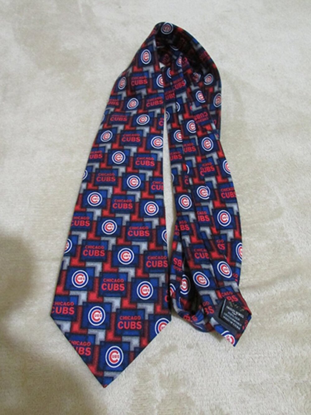 MLB Chicago Cubs Men's Necktie - 100% Silk T2